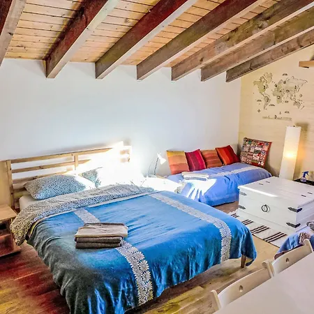 Aglaia By Interhome *