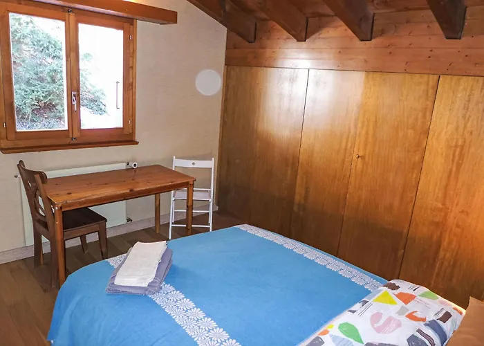 Aglaia By Interhome 克莱恩 蒙塔纳